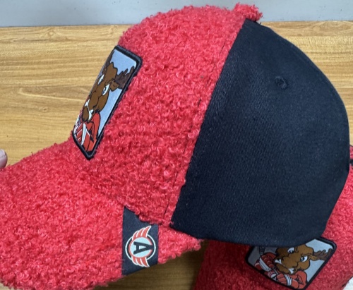 Cap HC Avtomobilist red plush 25.04.22