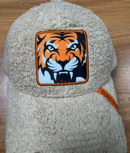 Cap HC Amur beige plush adult 25.06.24