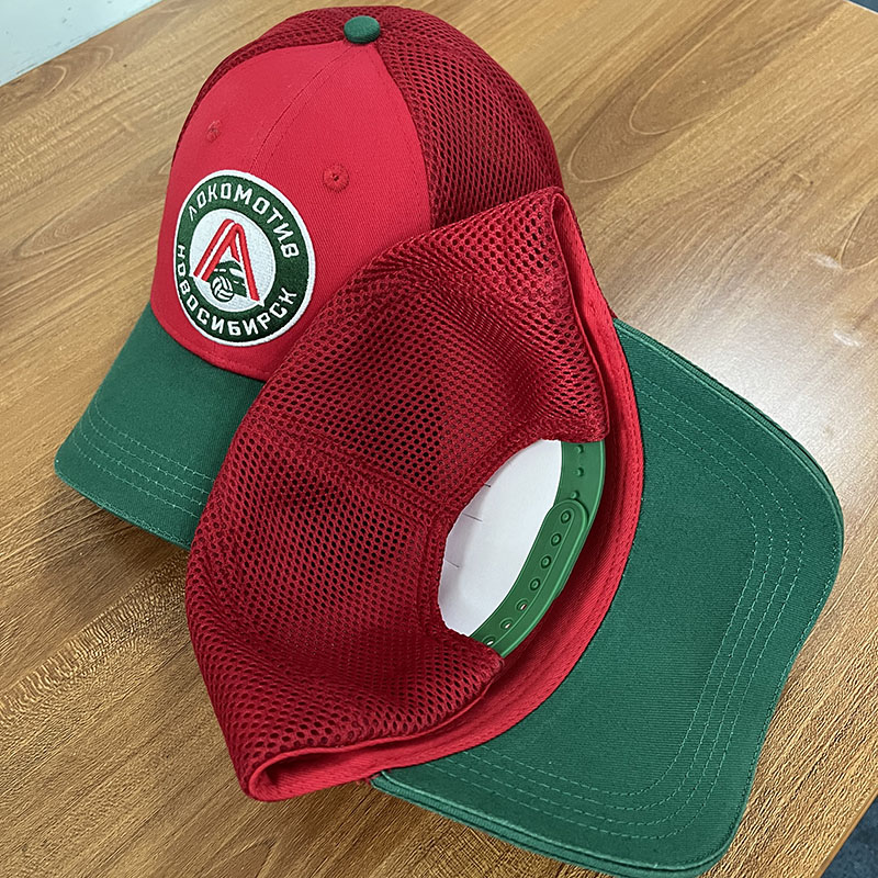 Cap VC Lokomotiv NSK red green