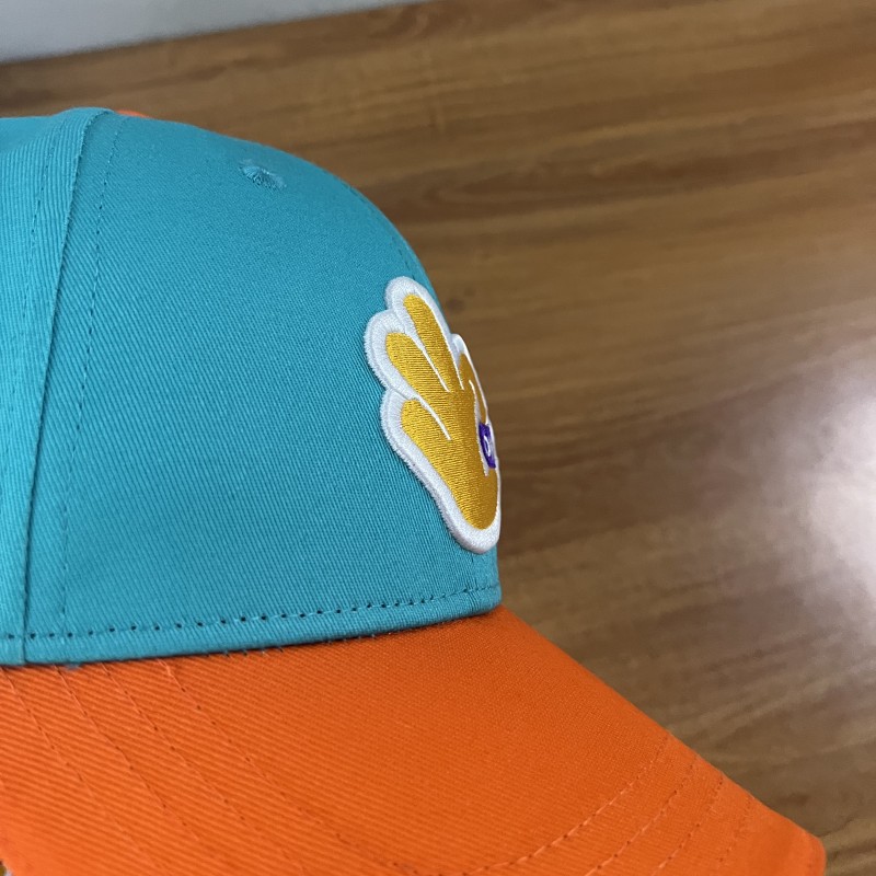 Cap Manzherok hand OK