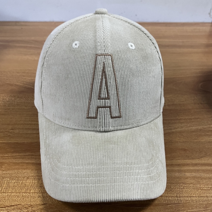 HC Avangard cap sand