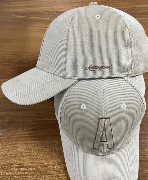 HC Avangard cap sand