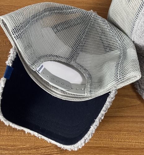 cap hk metallyrg grey plush